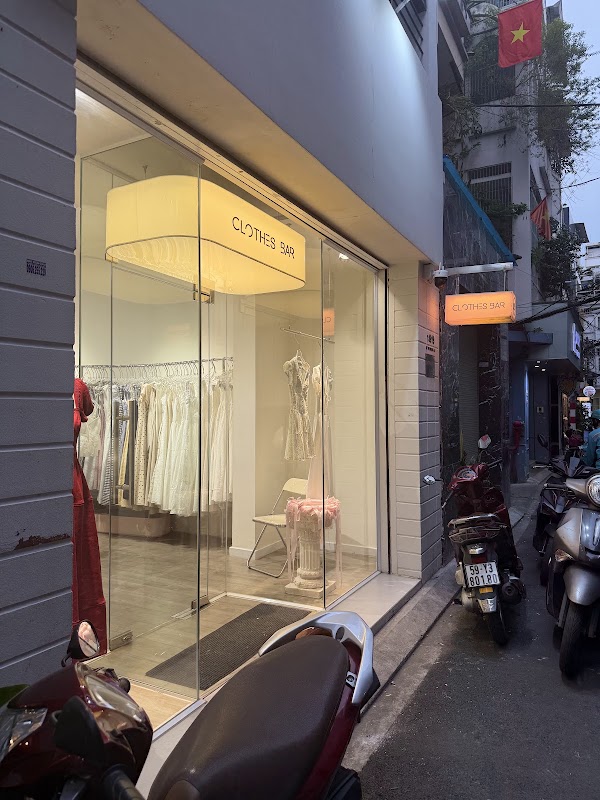 Clothes Bar