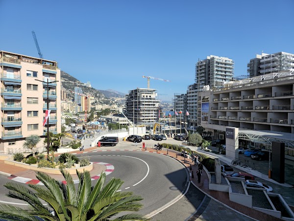 Fairmont Hairpin