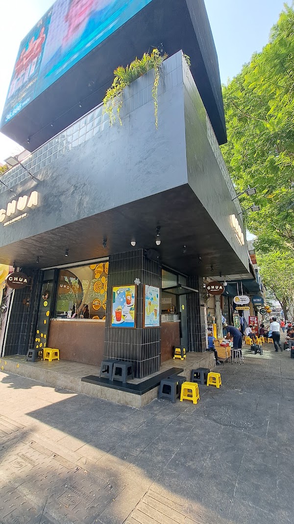 CHUA Juice & Dessert Bar