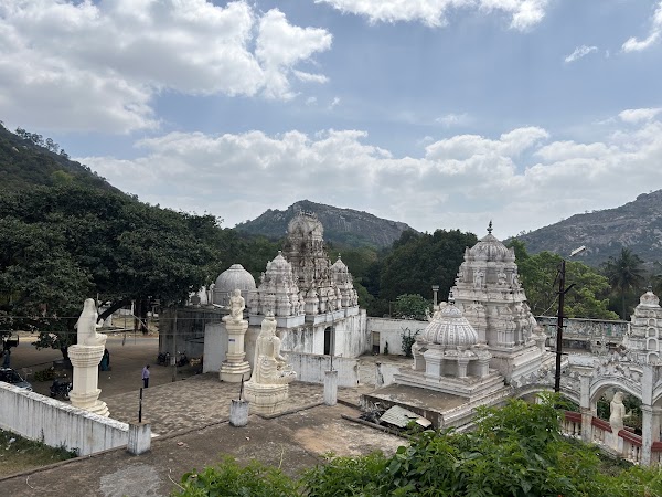 Thathayya Cave