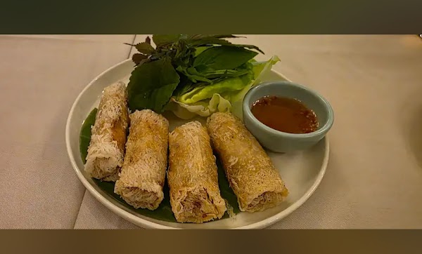 Hoa Túc Saigon 4