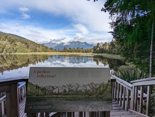 Lake Matheson Walk 1