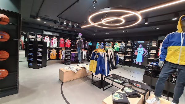 NBA Store London 5