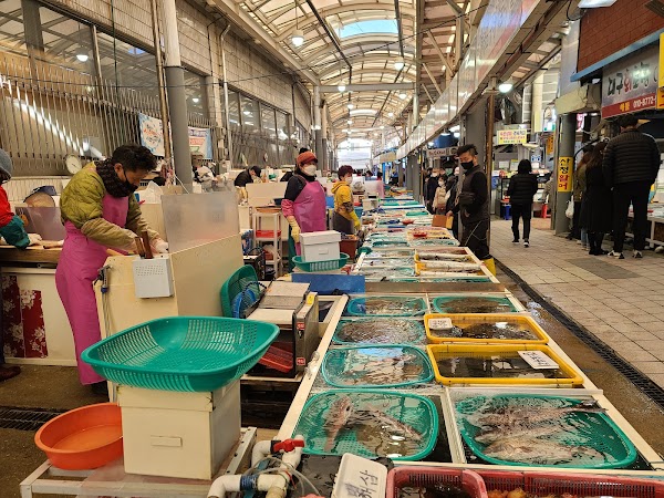 Tongyeong Jungang Market 5