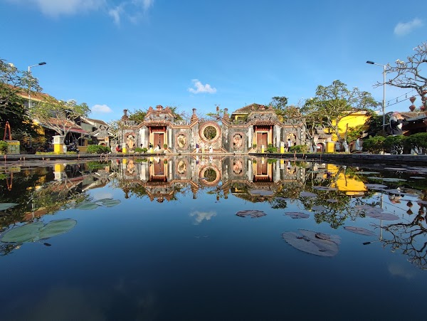 Ba Mu Temple Gate