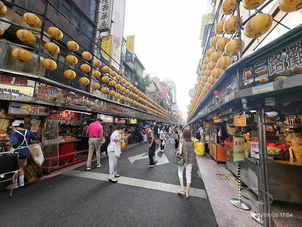Keelung MiaoKou Night Market 5