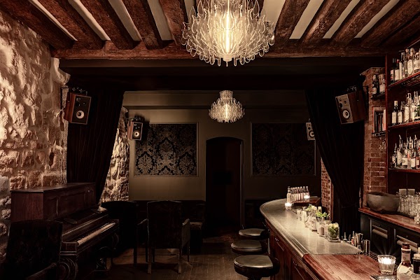 Experimental Cocktail Club