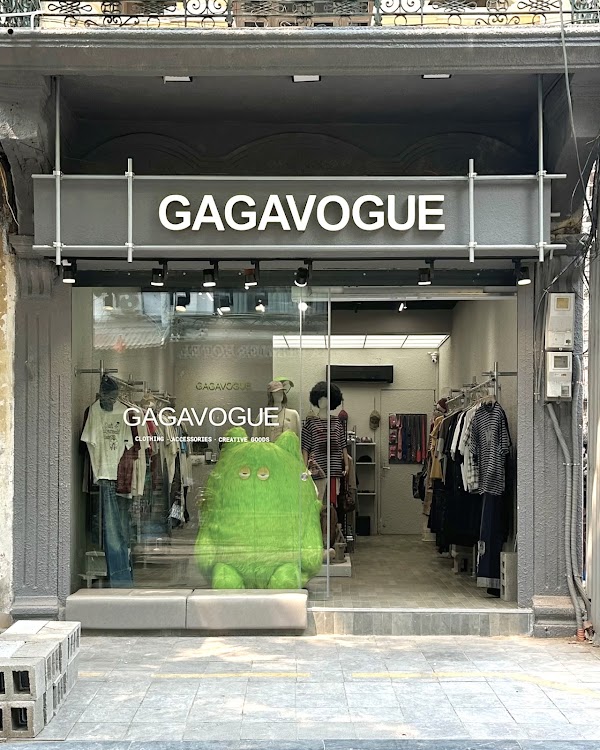 GAGAVOGUE