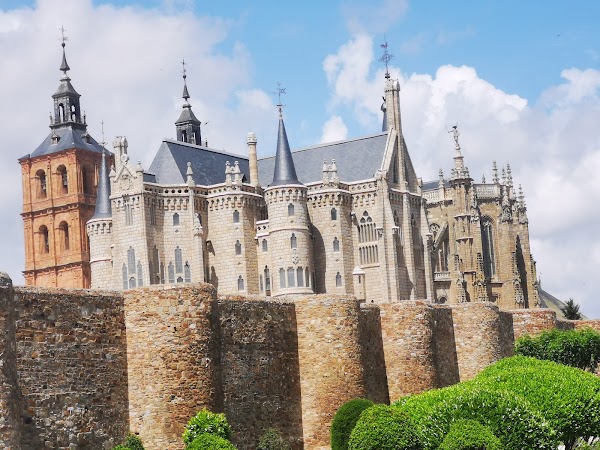 Palace of Gaudí Astorga 4
