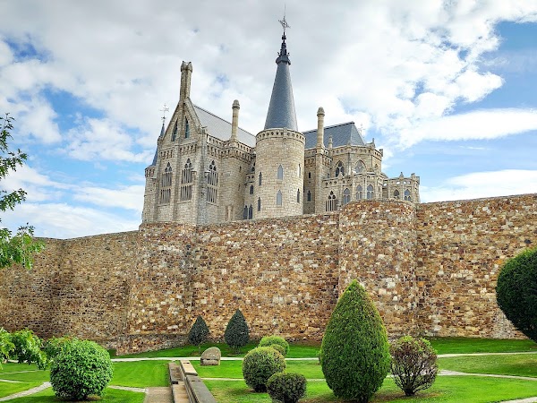 Palace of Gaudí Astorga 3