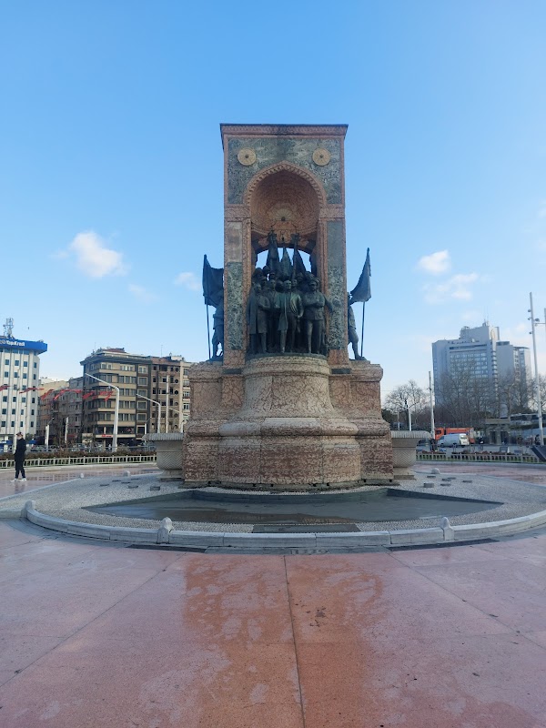 Taksim Square 5
