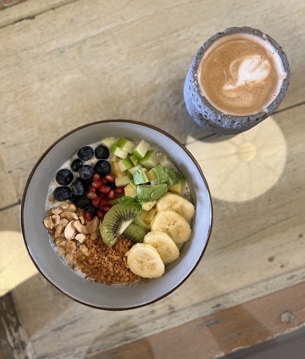 LUMA all-day eatery 3