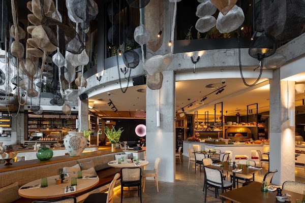 Esther Restaurant