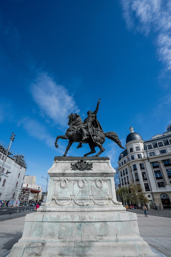 Luís de Camões Monument 4