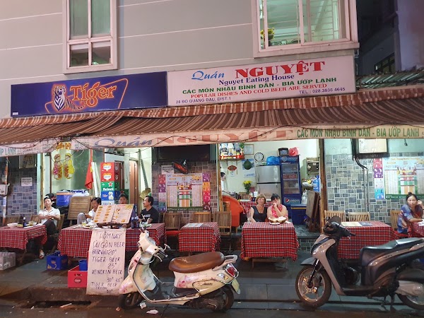 Quán út huệ