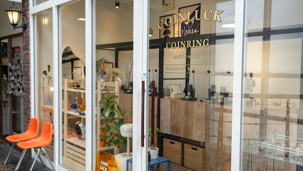 COIN LUCK 福岡店 1