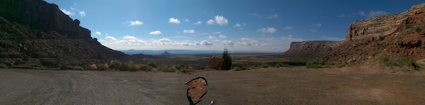 Valley of the Gods Road 2