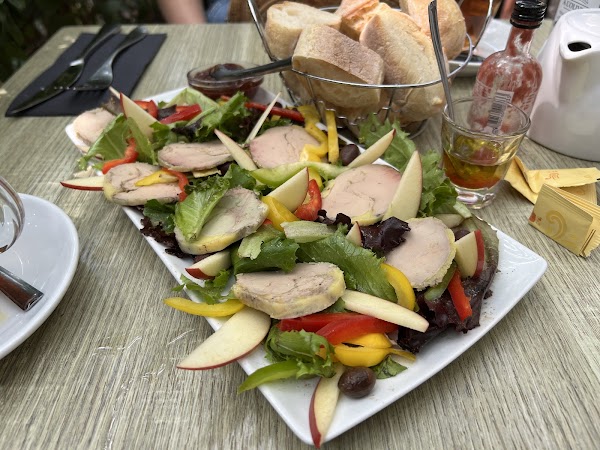 Deli' 3