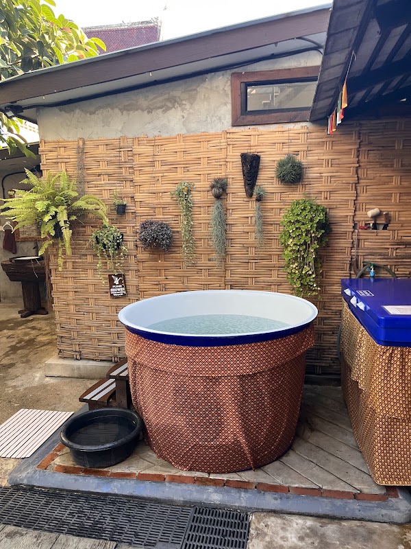 The Old City Spa - Ice Bath, Finnish Sauna, Himalayan Salt Far-Infrared Sauna, Magnesium Hot Bath, Thai Herbal Steam Room 5