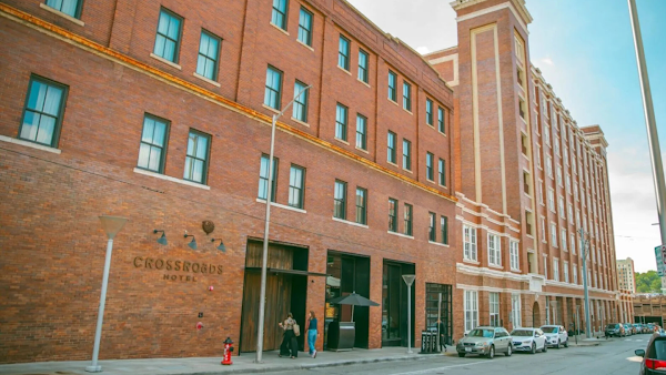 Crossroads Hotel
