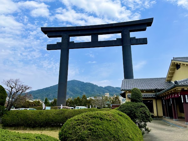 Ōmiwa Jinja 3