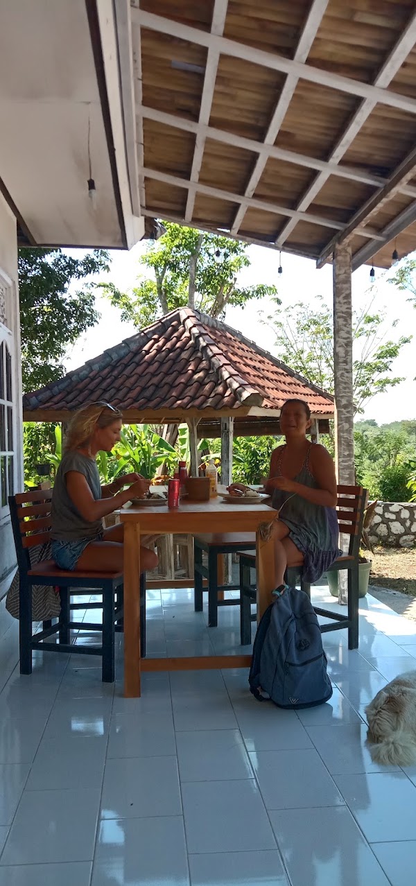 Warung Beten Ampel, Reestaurant nasi goreng