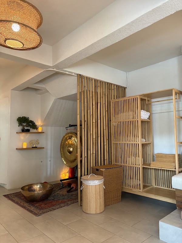 Hot Bamboo Spa & Massage Thonglor - Unique Thai Massage 2