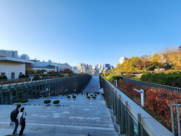 Ewha 52nd Street 4