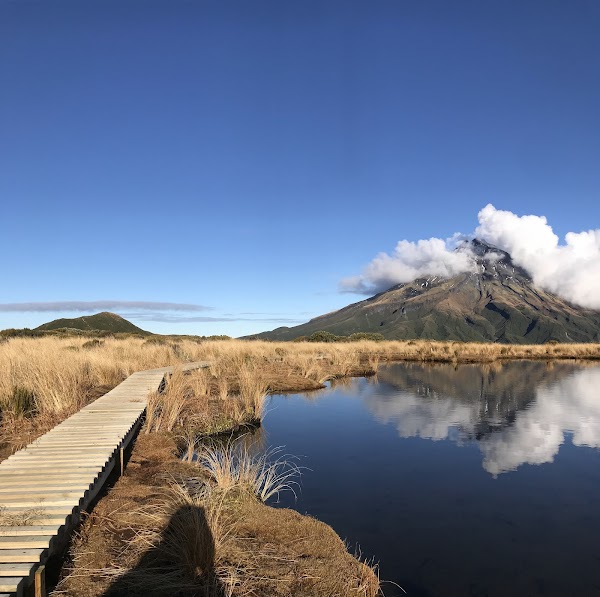 Pouakai Circuit Reflective Tarn 5