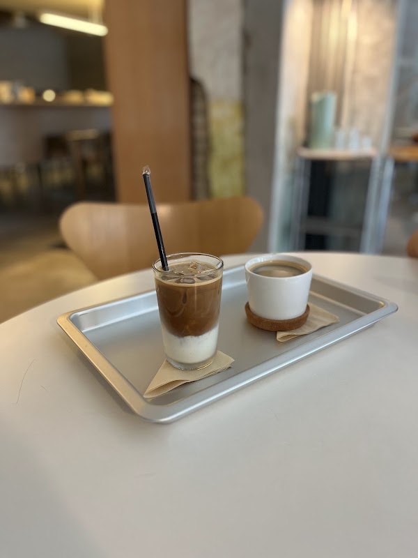 COFFEE.STORE. 4