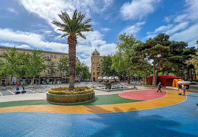 Fountains Square 2