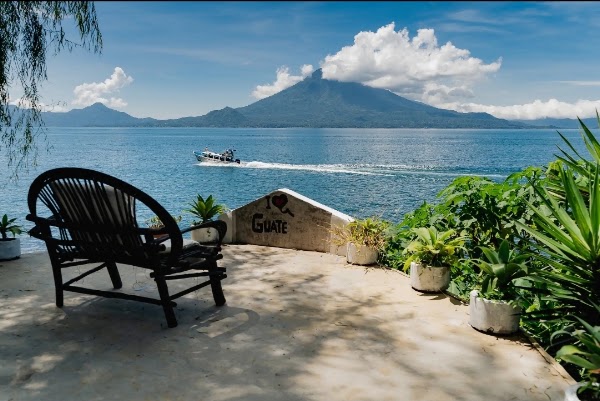 GuateMia SPA Resort Soulfood & Bar 2