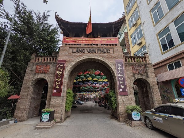 Village de la Soie (Silk Village)