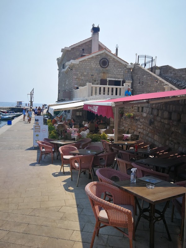 Restaurant M.U.N. 1