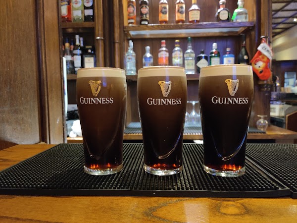 Ma Nolan's Irish Pub 4