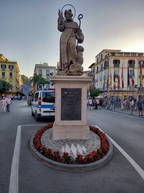 Sorrento 4