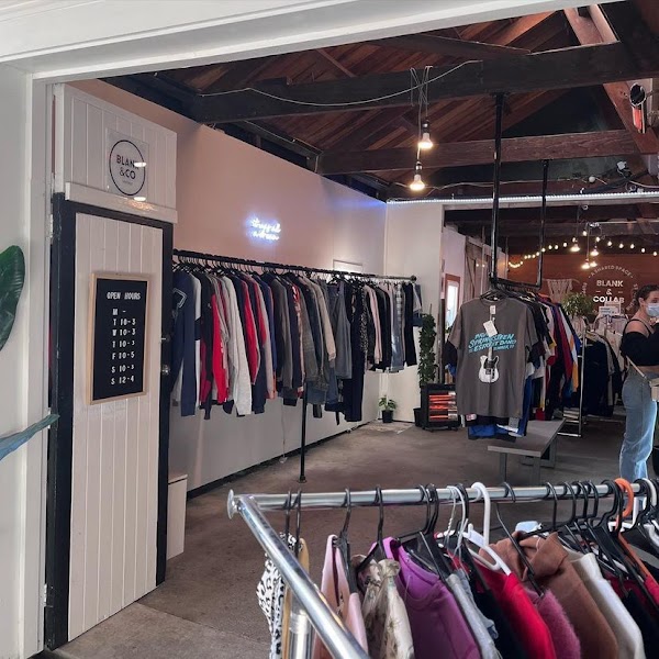 Blank & Collab Store 4
