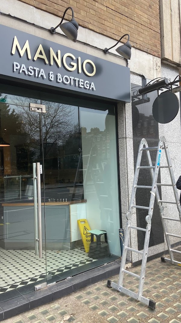MANGIO Pasta & Bottega 1