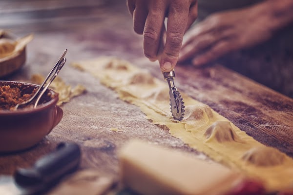 MANGIO Pasta & Bottega 5