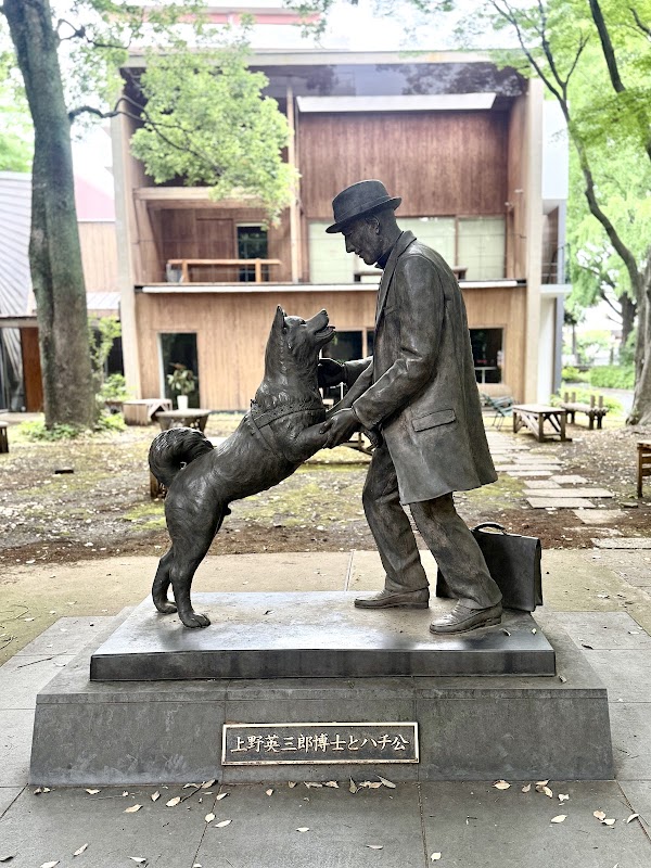 Dr. Ueno - Hachiko Reunion Statue