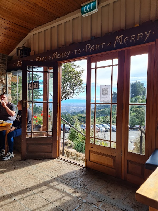 Sign of the Kiwi Cafe