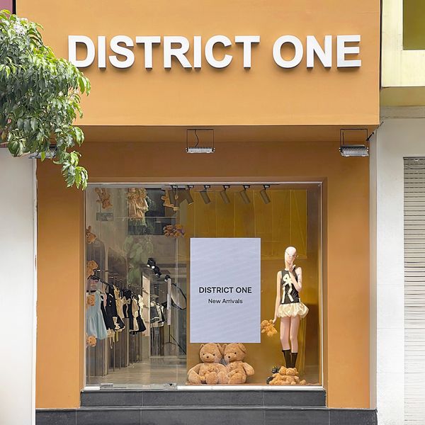 DISTRICT ONE - FASHION STORE