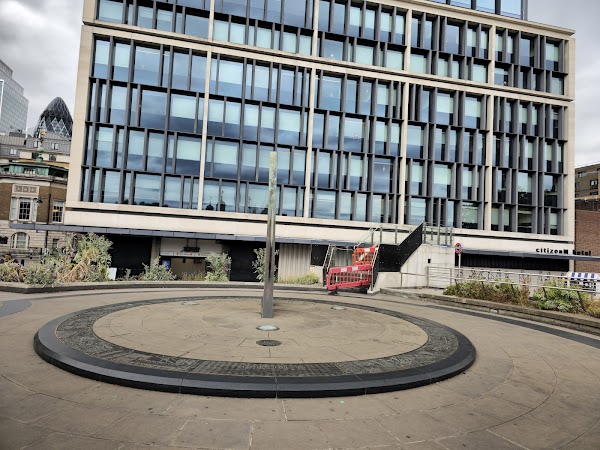 Sundial at the Tower Hill