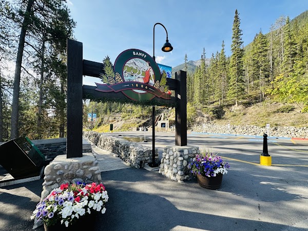 Banff Upper Hot Springs 6