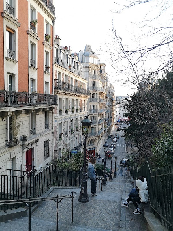rue du Chevalier-de-La-Barre 4