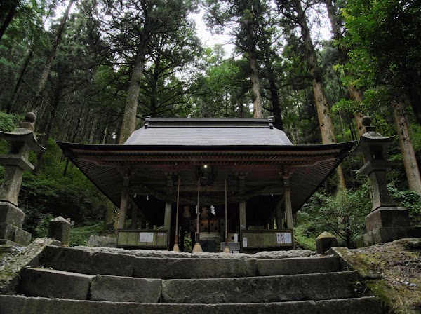 Kamishikimi Kumanoimasu Shrine 5