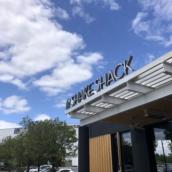Shake Shack Stanford Shopping Center 1