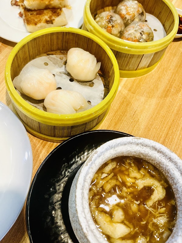 极鲜 Ji Xian Seafood & Hong Kong Dim Sum Express 3