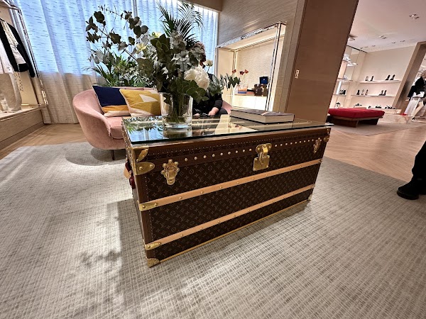 Louis Vuitton Lisboa 3