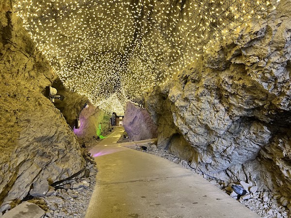 Enoshima Iwaya Cave 2